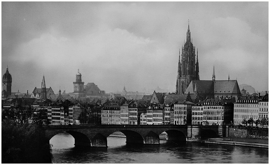 Skyline 1928 ( Serie 04 Frankfurt schwarz-weiß)