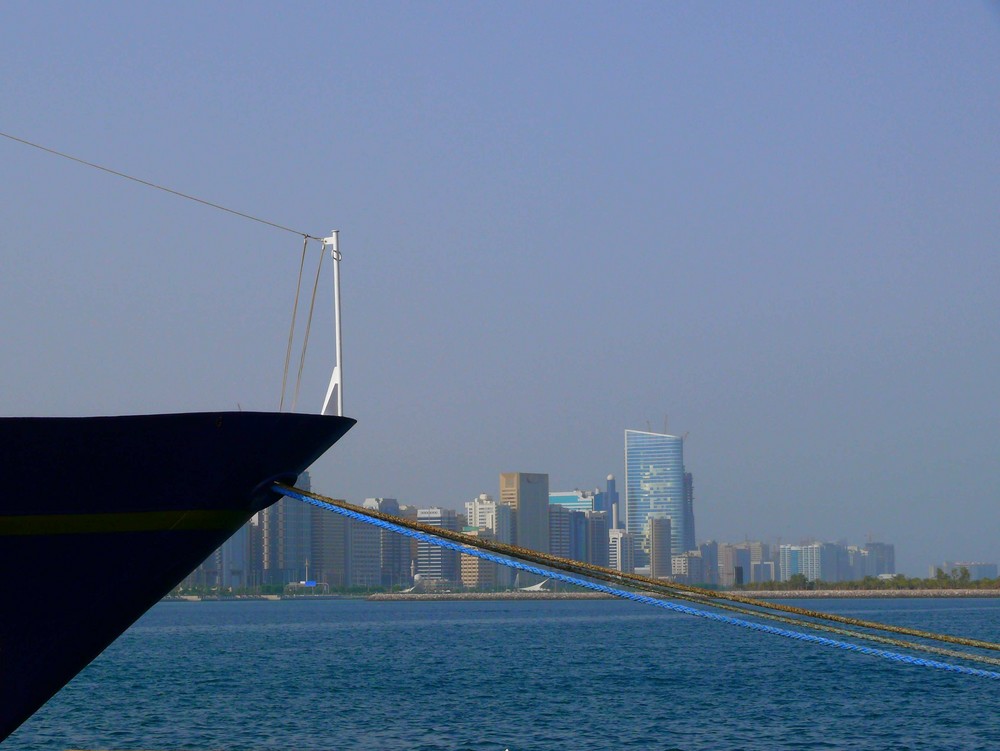 Skyline Abu Dhabi