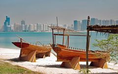 Skyline Abu Dhabis an der Corniche