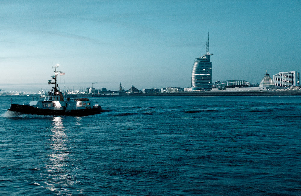 Skyline Bremerhaven Foto & Bild | deutschland, europe ...