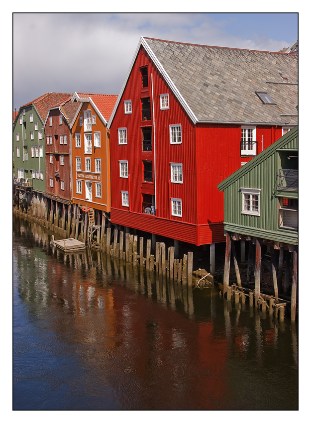 Skyline der Speicherhäuser von Trondheim