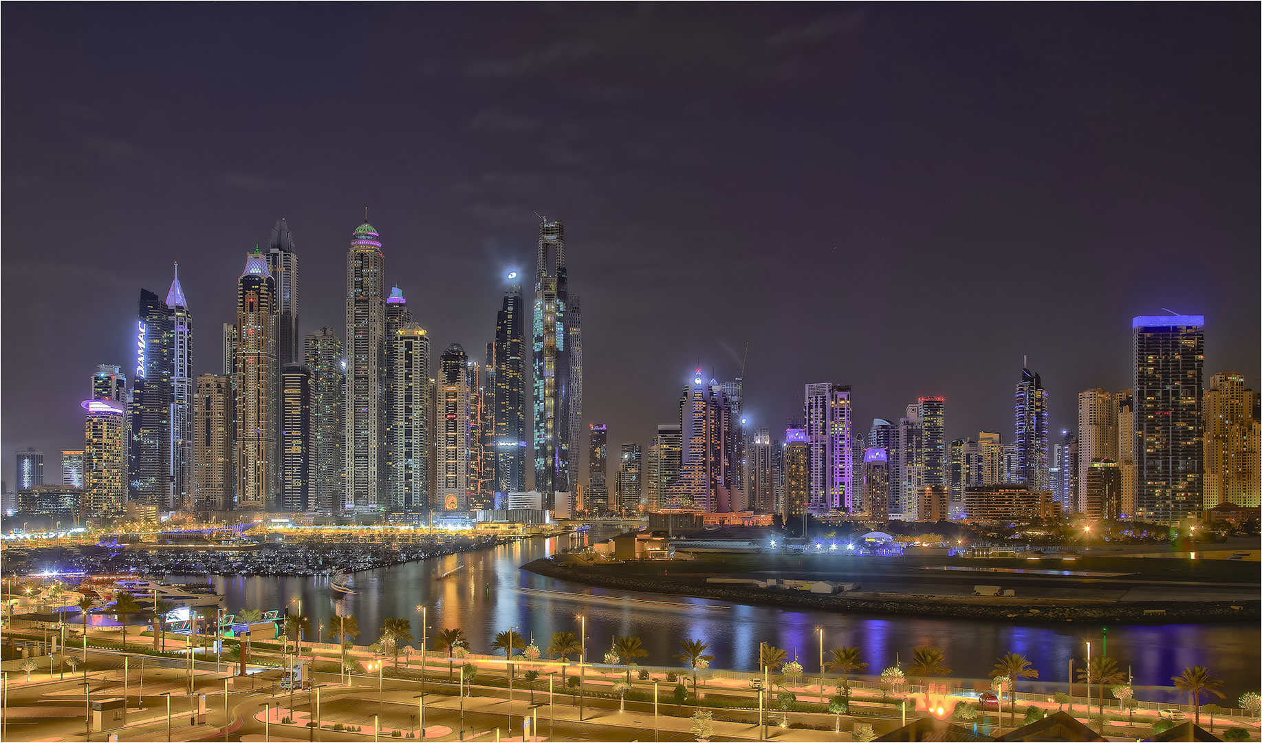 ... Skyline - Dubai III ...