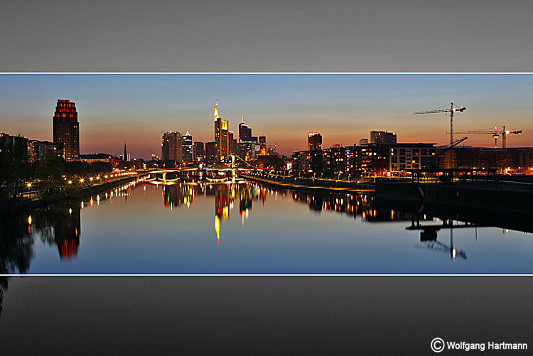 Skyline Frankfurt 18.04.2010