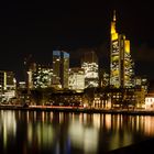 Skyline Frankfurt am Main: Blick vom Eisernen Steg