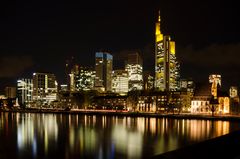 Skyline Frankfurt am Main: Blick vom Eisernen Steg