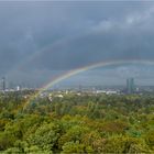Skyline -Frankfurt am Main mit Regenbogen