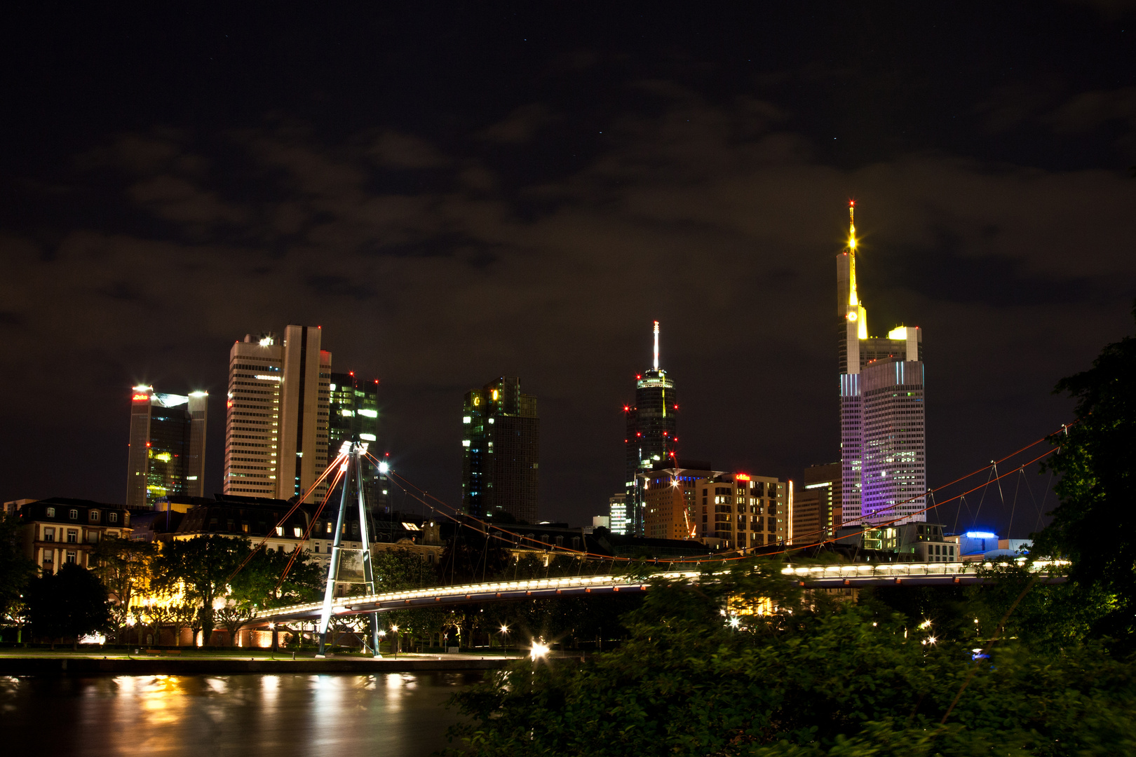 Skyline Frankfurt bei Nacht 12.05.2012