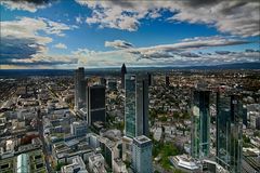 * Skyline Frankfurt *