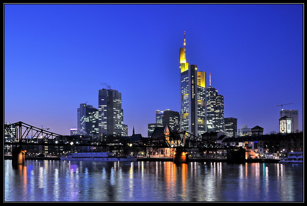 Skyline Frankfurt - Mainufer