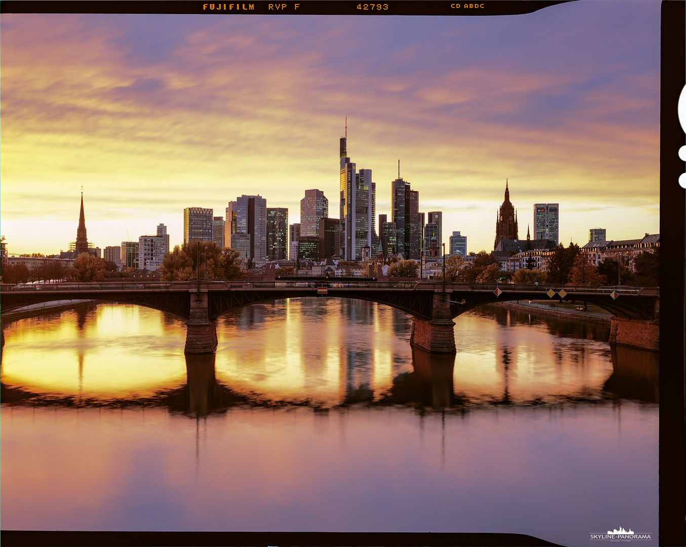 Skyline Frankfurt Sunset