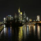 Skyline Frankfurt/Main mit Sachsenhäuser Ufer