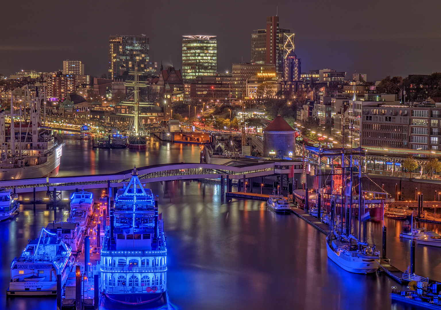 Skyline Hamburg Foto & Bild | architektur, hamburg, hafen Bilder auf