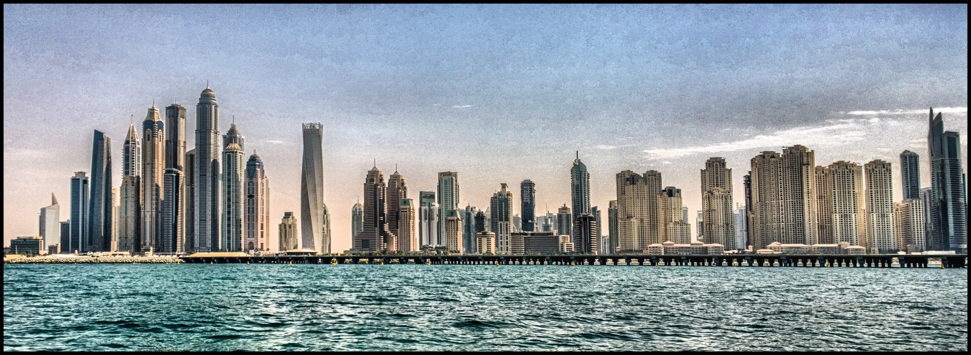 Skyline Marina Dubai VAE