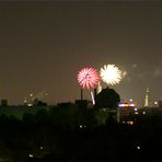 Skyline mit Feuerwerk
