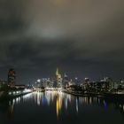 Skyline von der Eisenbahnbrücke aus