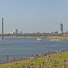 Skyline von Düsseldorf am Rheinufer