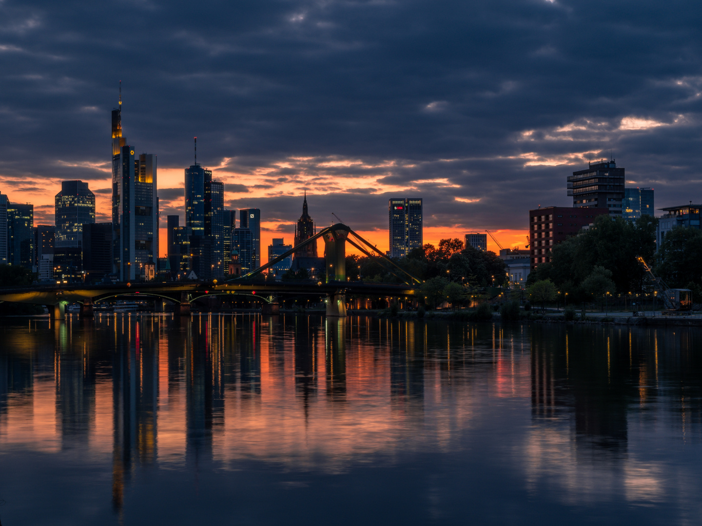 Skyline von Frankfurt, fast schon kitschig