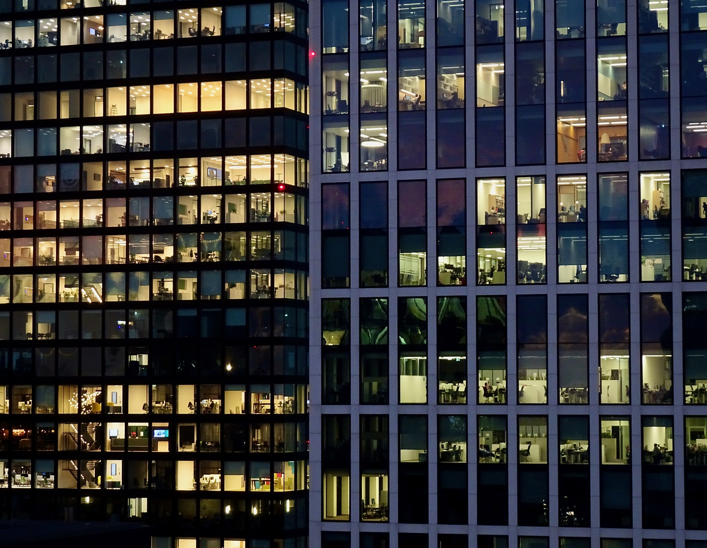 SKYnightLINE - Leben und Arbeiten