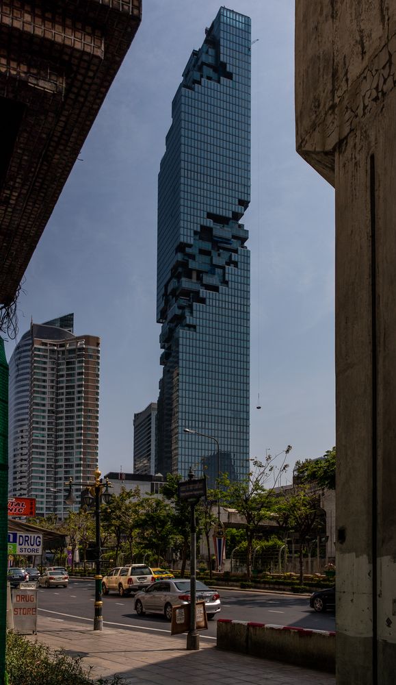 Skyscraper - Ritz Carlton - Bangkok