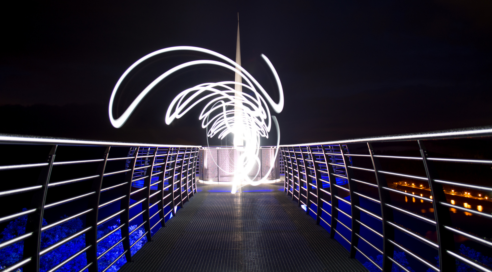 Skywalk Lightpaint