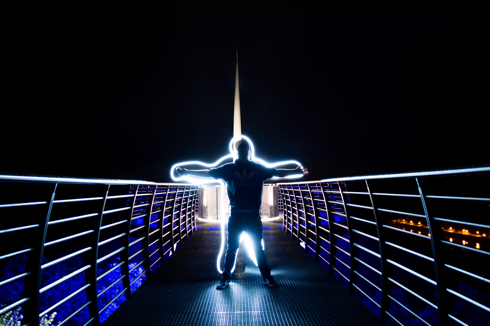 Skywalk Lightpainting 2