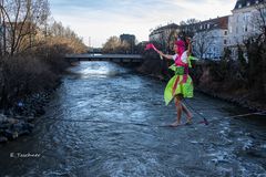 Slackline über der Mur in Graz