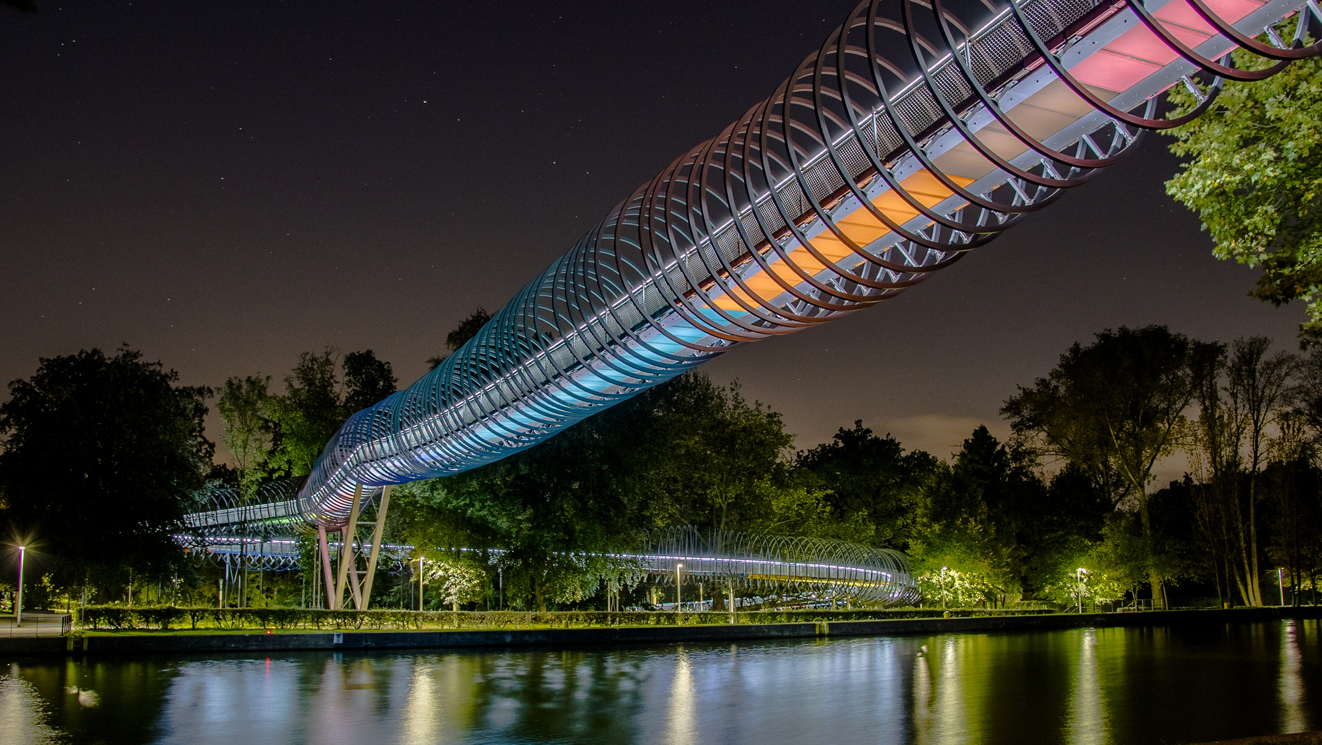 Slinky Springs to Fame-Brücke 