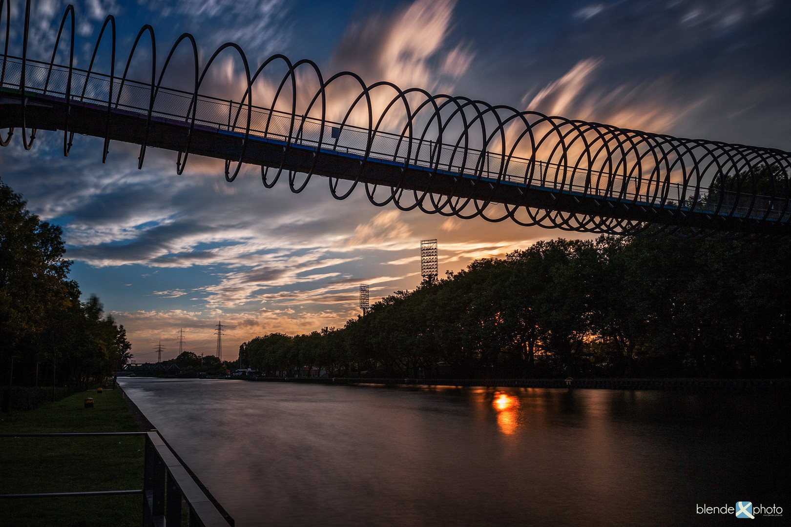 slinky sunset