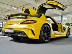 SLS AMG Black Series