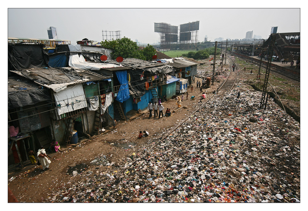 Slum near Bandra Station | Mumbai, India