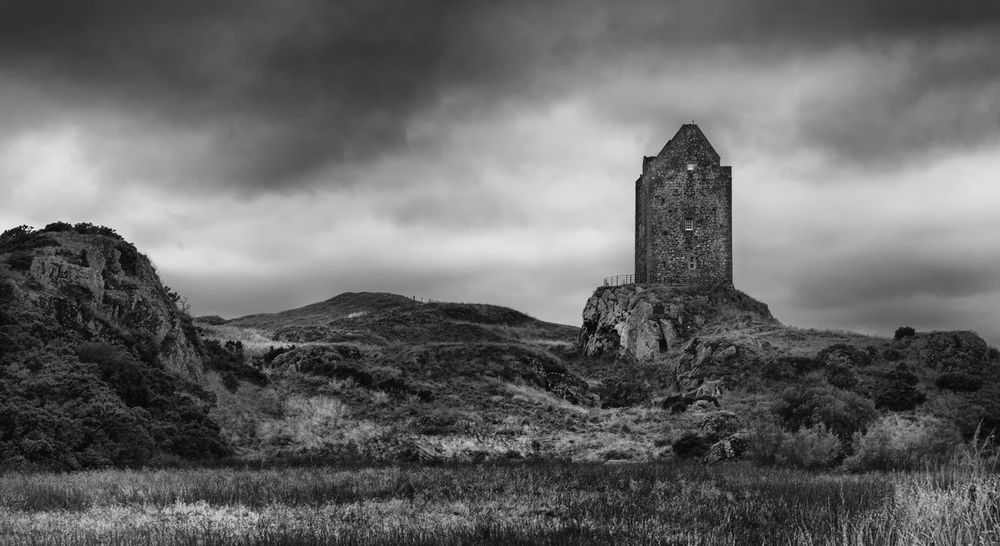 Smailholm Tower