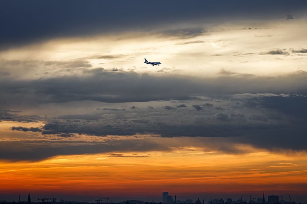 Small Plane in the big Sky