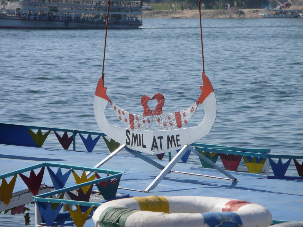 SMIL(e) AM NIL :) Schöner Name für ein Boot...
