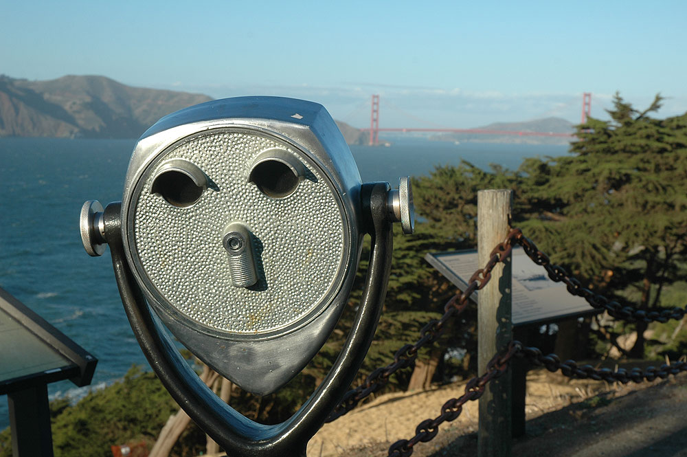 Smile to the GoldenGate