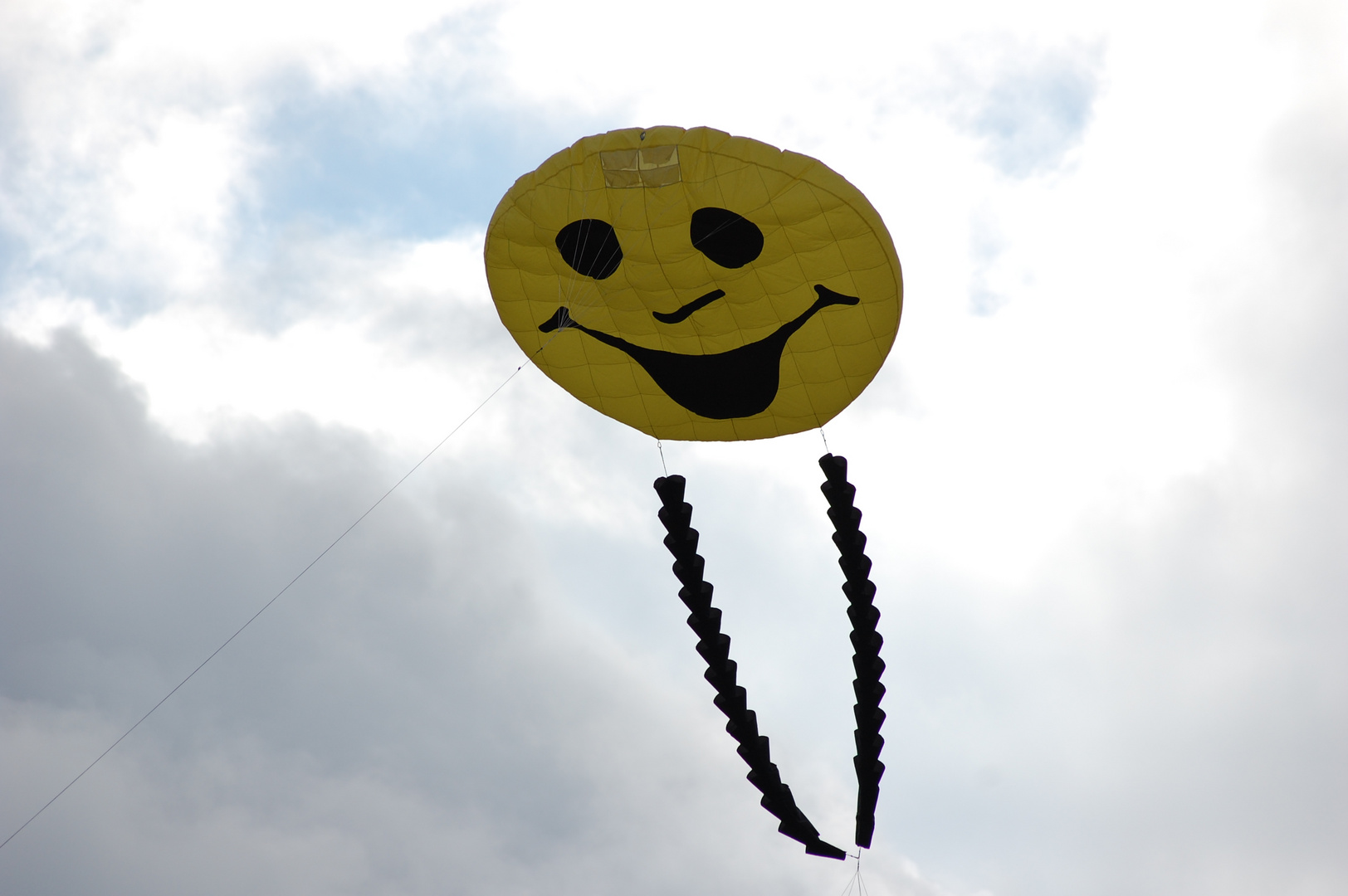 Smilie in der Luft