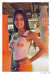 smiling Hooters girl