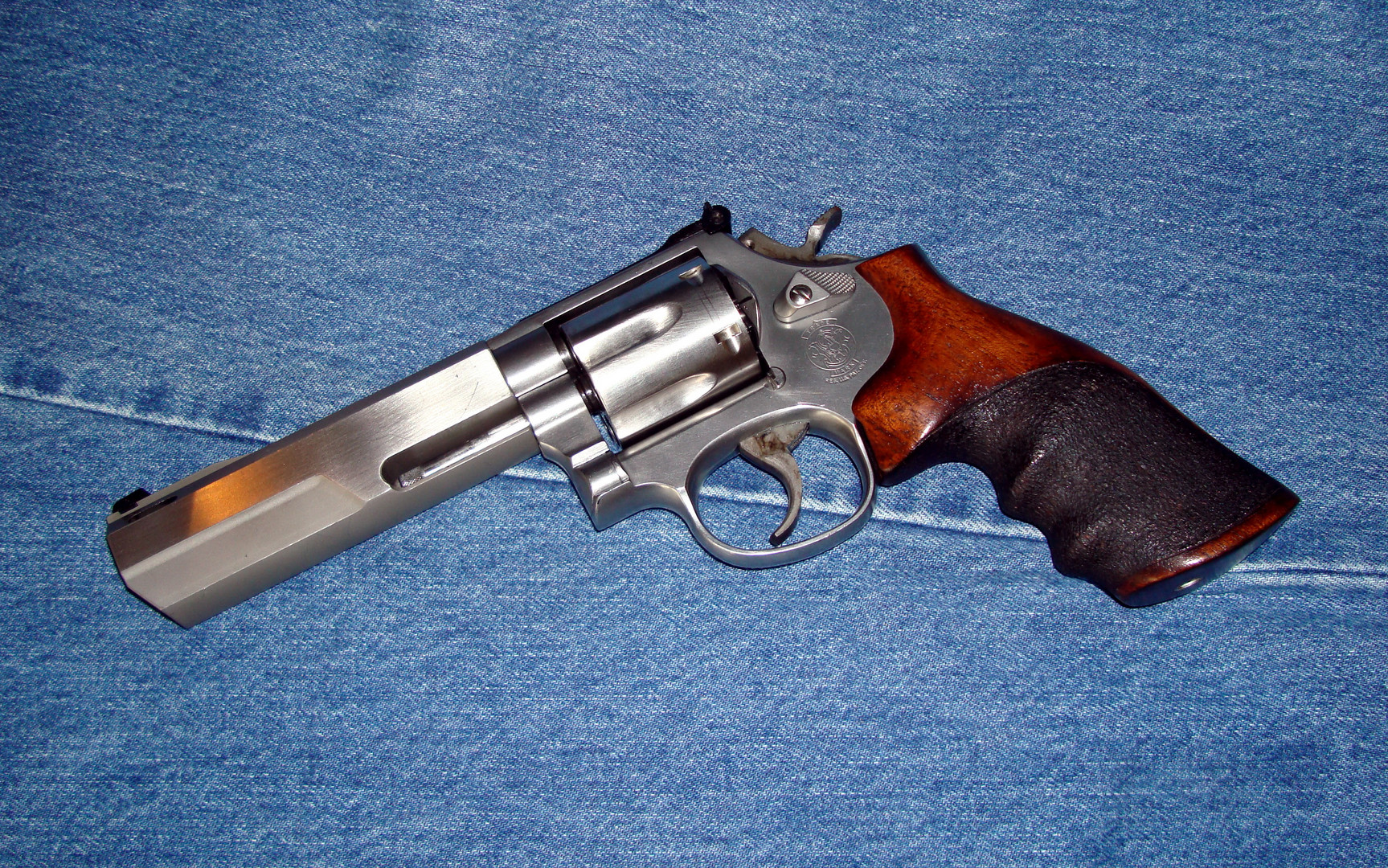 Smith & Wesson