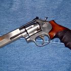 Smith & Wesson