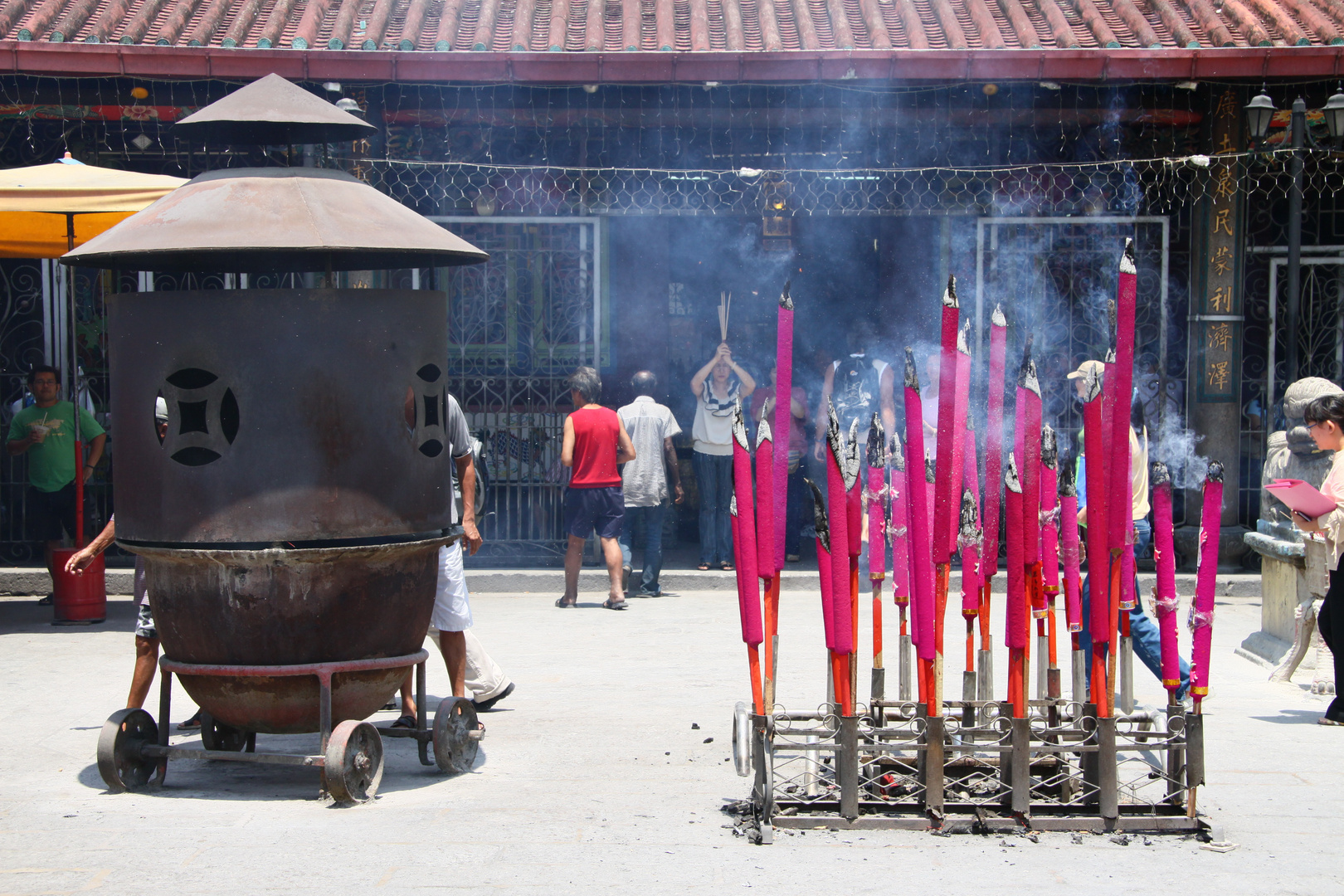 Smoke in front of the temple