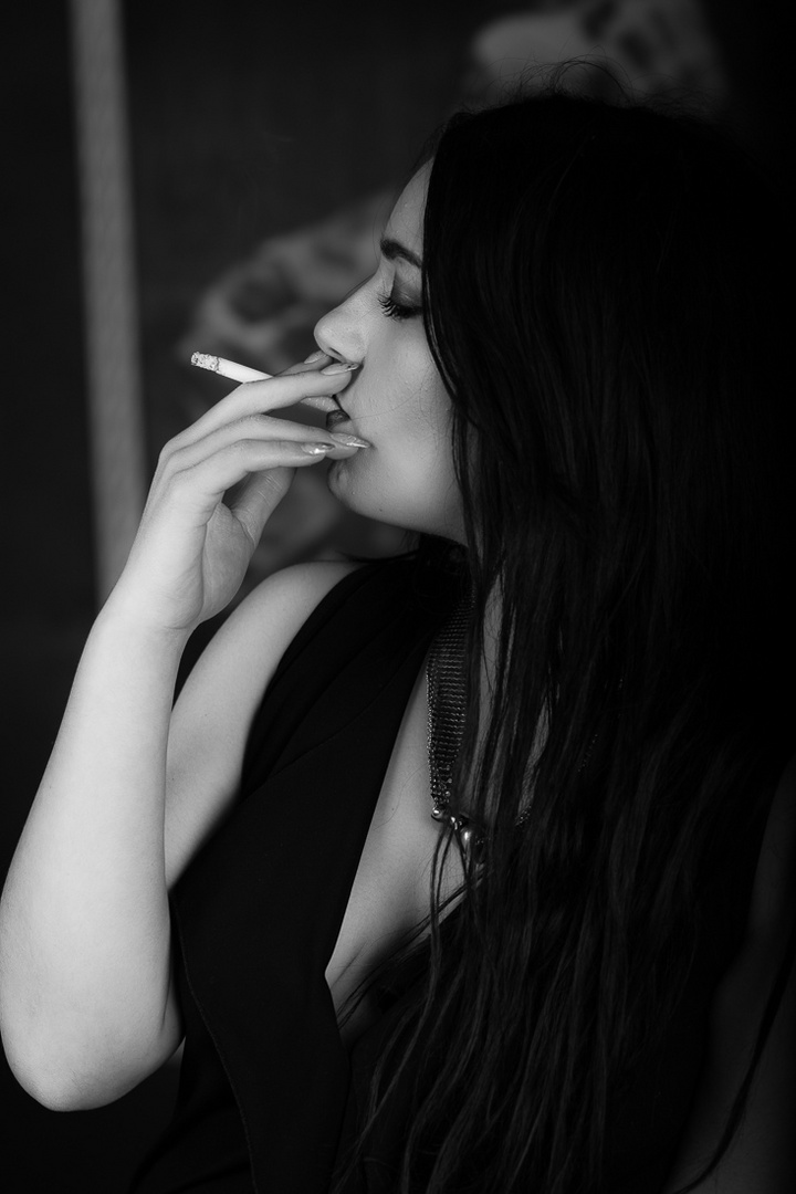 Smoking like a diva
