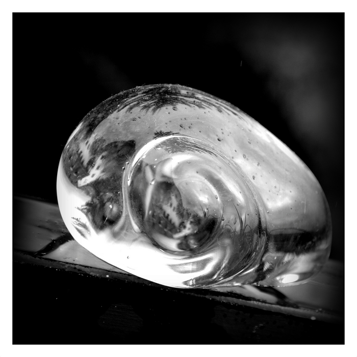 snail of glass