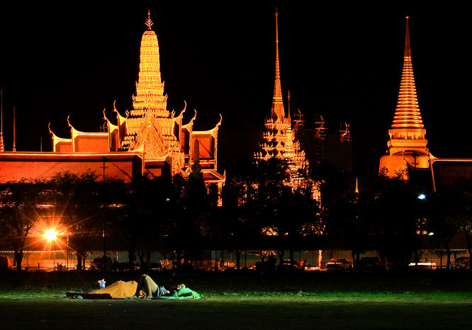 Snam luang at nigth