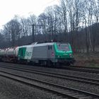 SNCF 437014 Frettchen mit einem Containerzug am Abzweig Duisburg Lotharstrasse am 03.02.2018