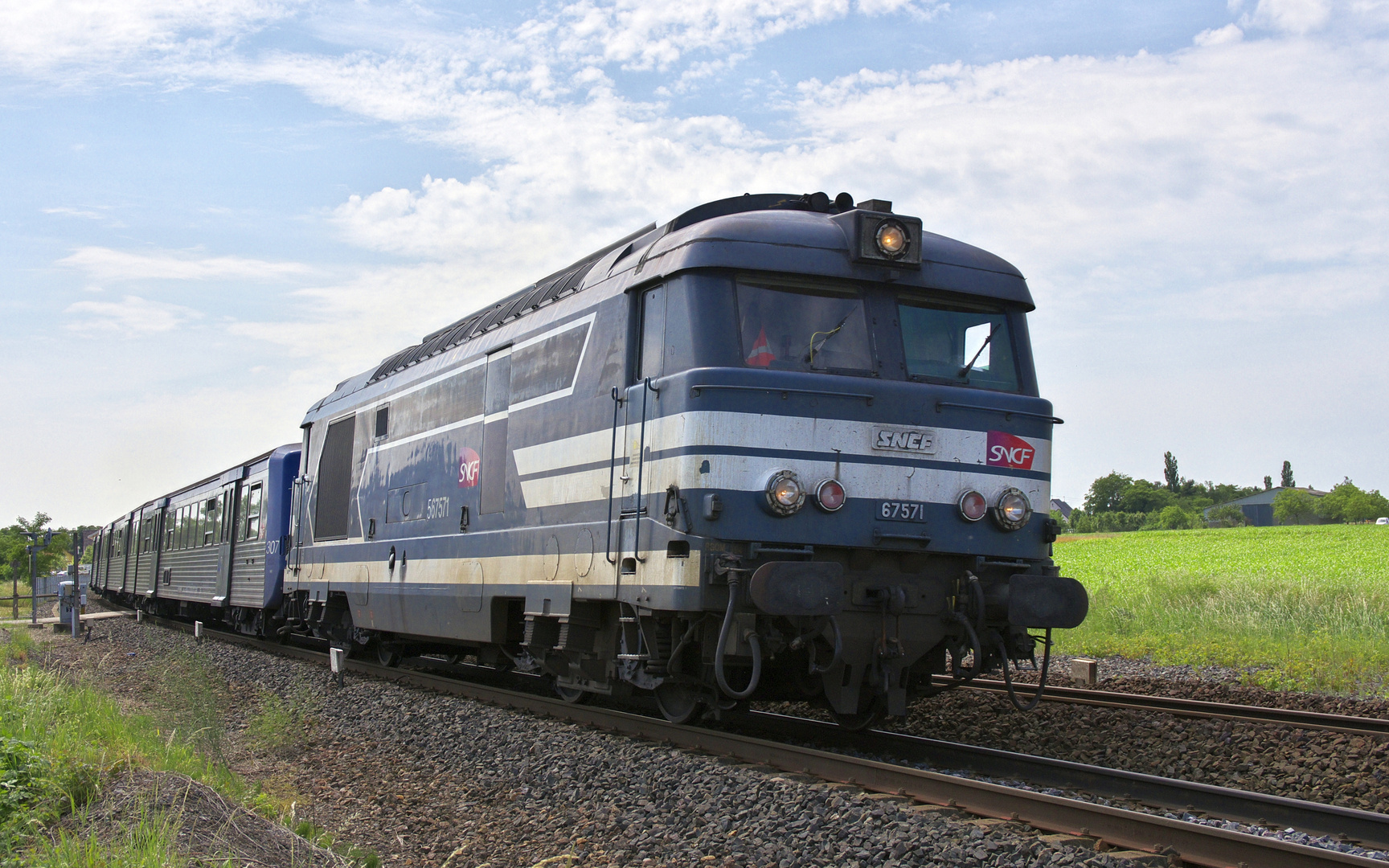 SNCF 67571 auf dem Weg nach Haguenau