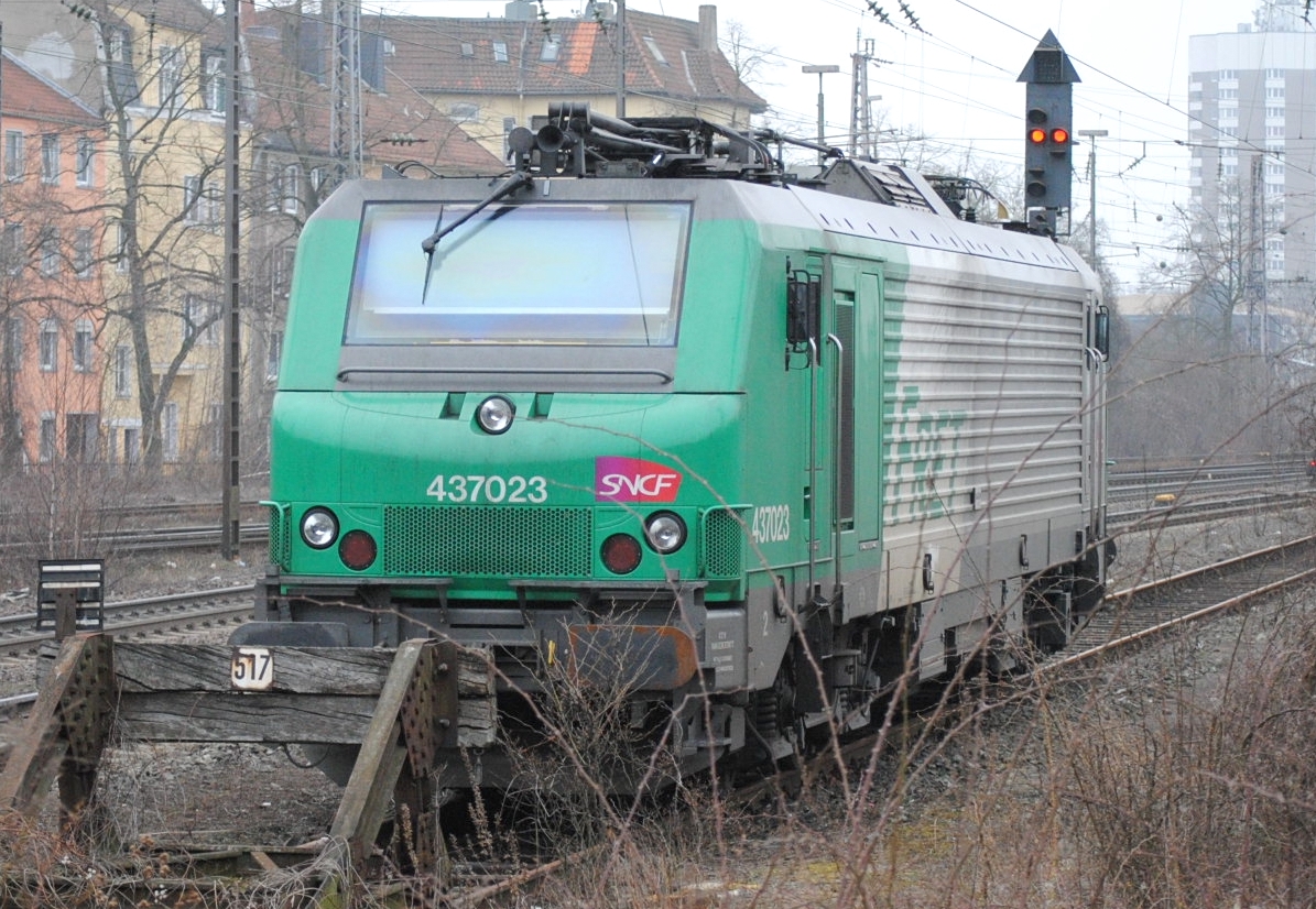 SNCF FRET 437023
