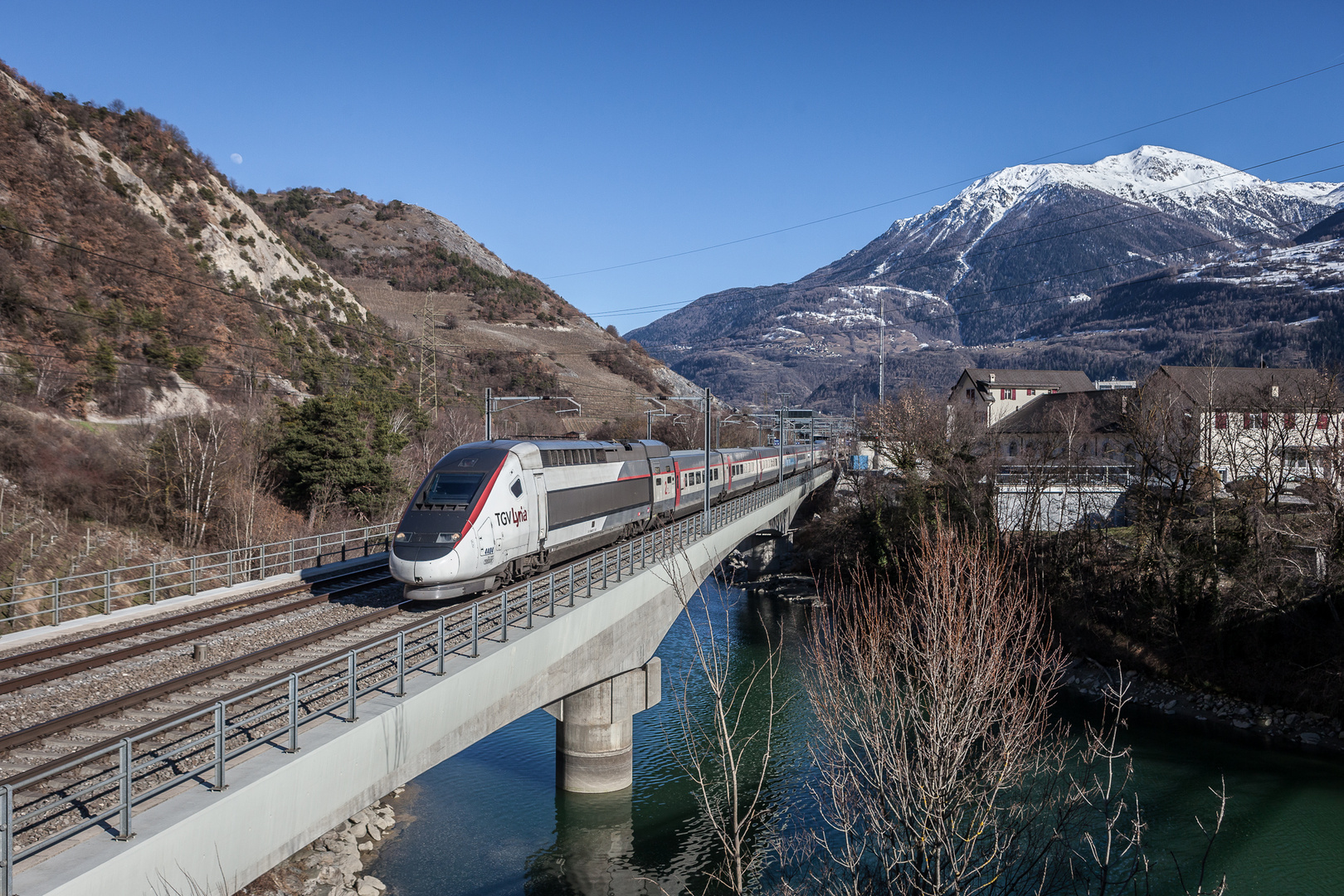 SNCF: TGV 384007 4404
