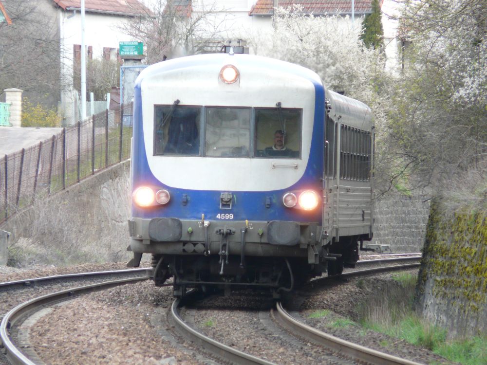 SNCF X4300 in Nevers - les Perrières