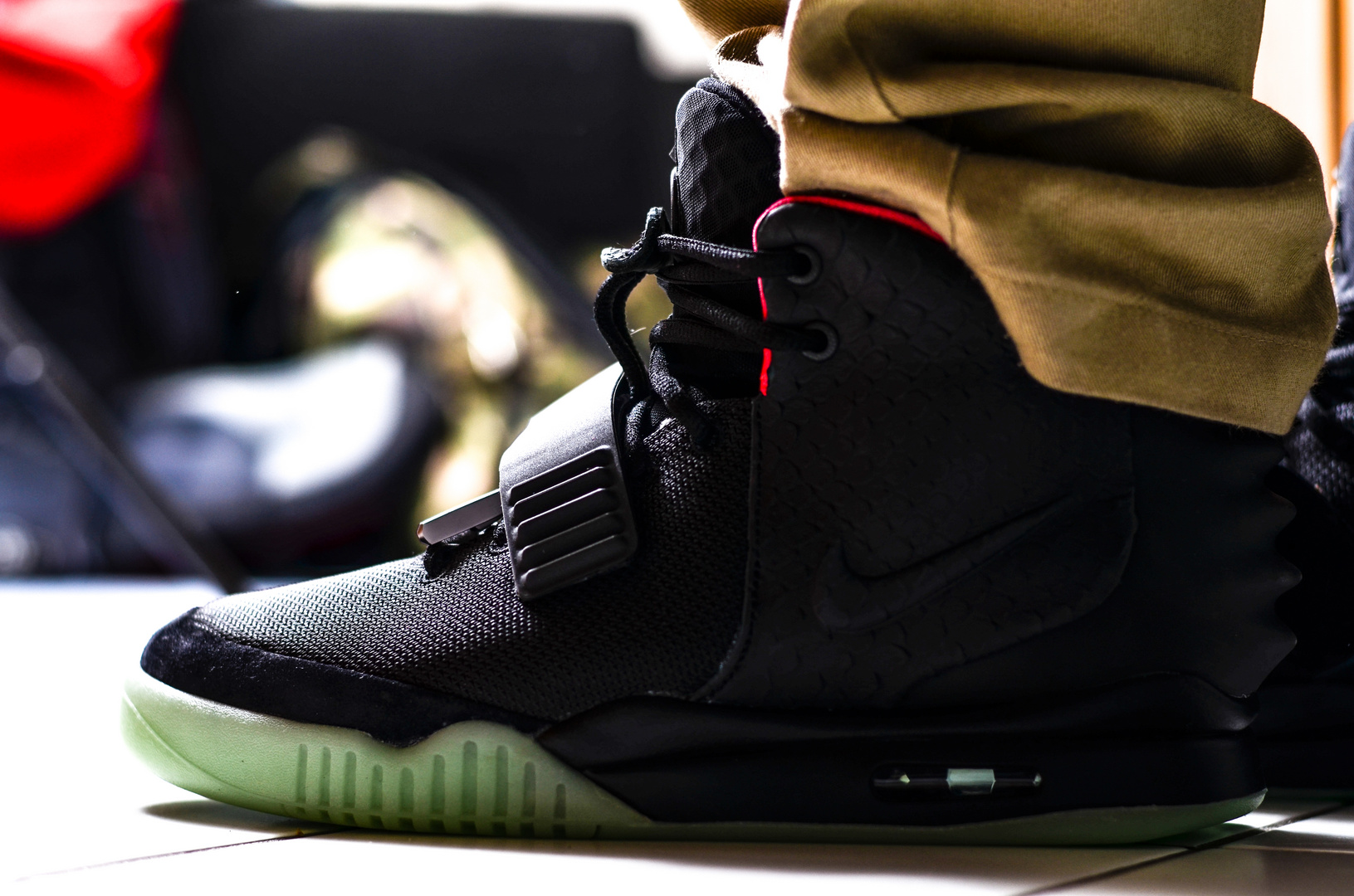 ~ SneakerLove - Nike Air Yeezy 2 black/solar red on Feet 2 ~