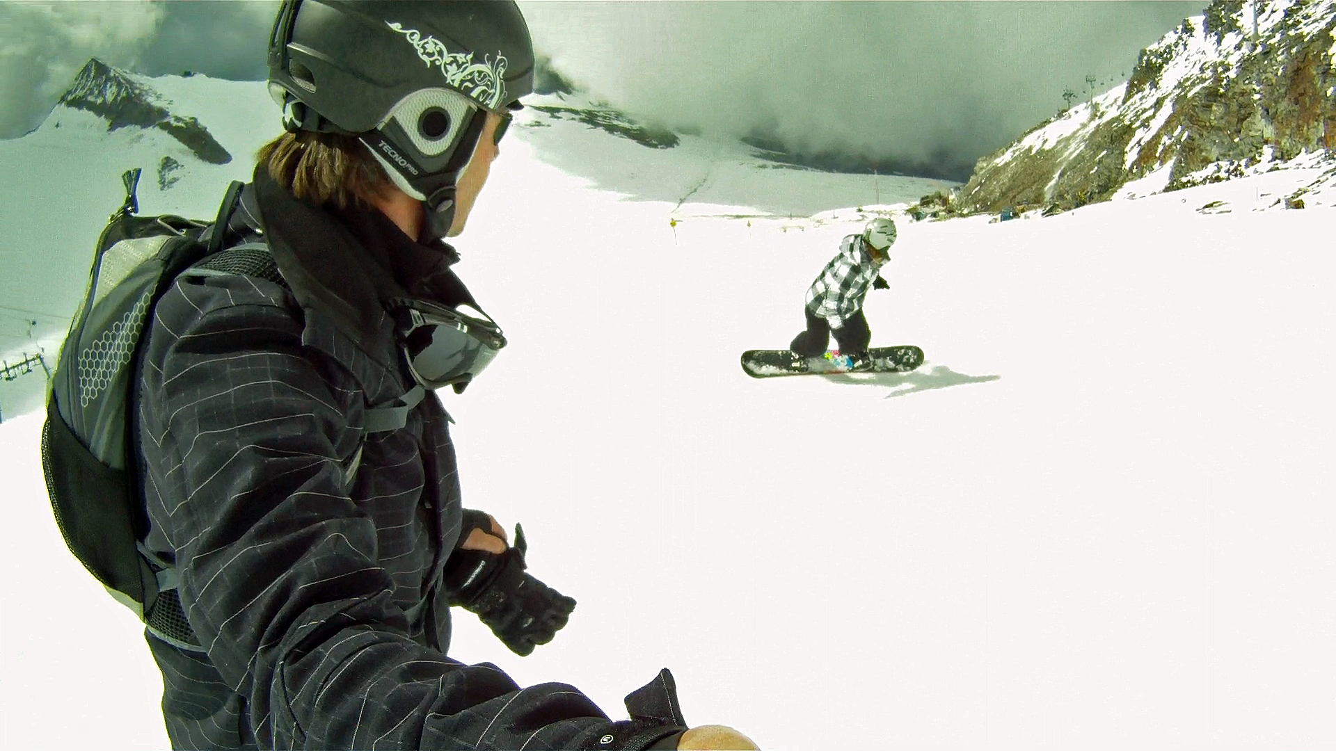 Snowboarden am Hintertuxer Gletscher (3250m) im August 2011