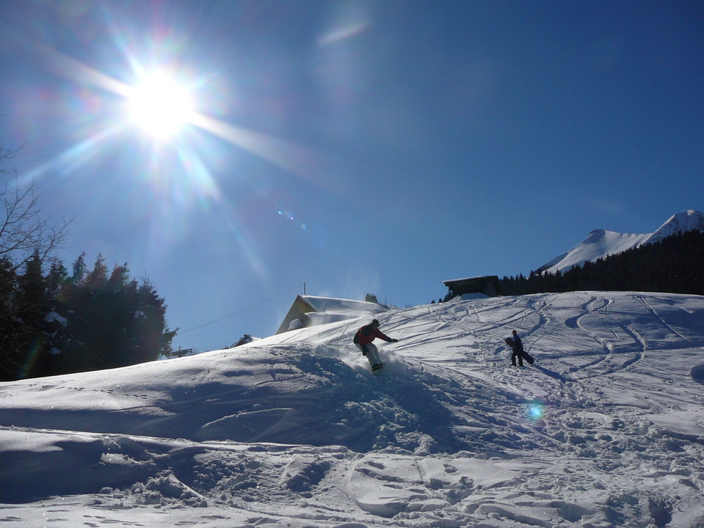 Snowboarder